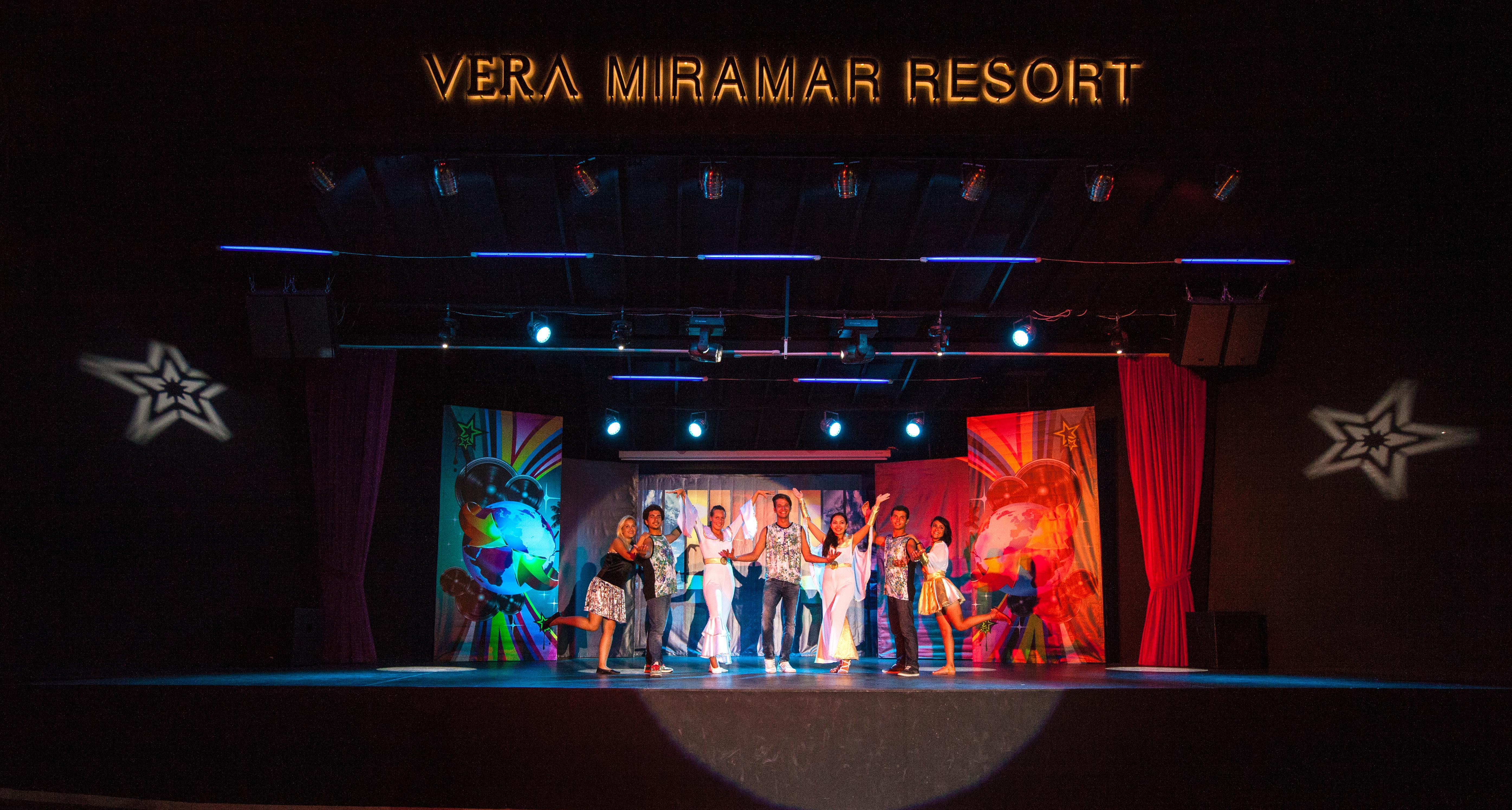 Labranda TMT Bodrum Bagian luar foto The stage of the resort's main theater