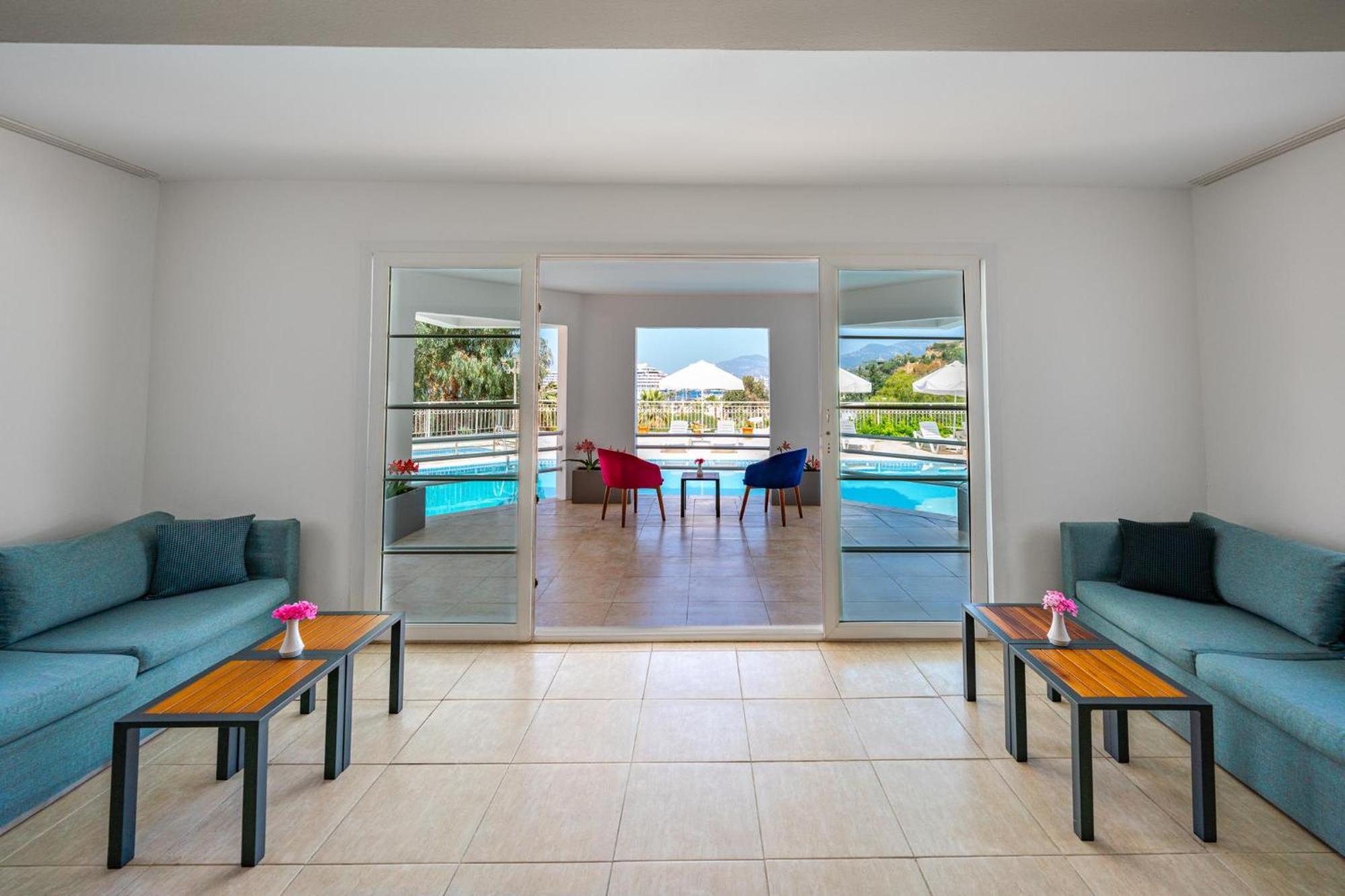 Labranda TMT Bodrum Bagian luar foto Interior of a suite at the hotel