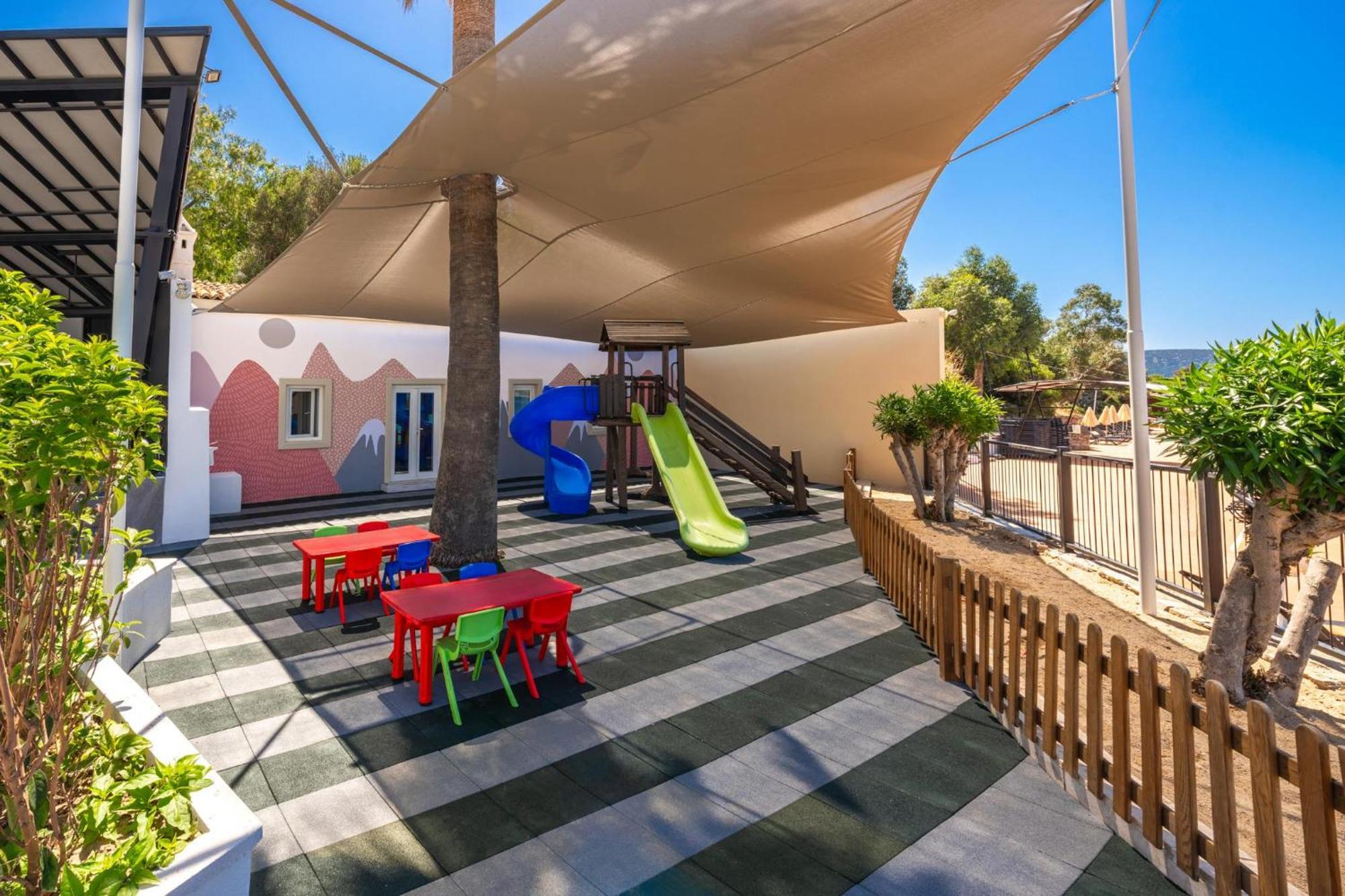 Labranda TMT Bodrum Bagian luar foto Playground